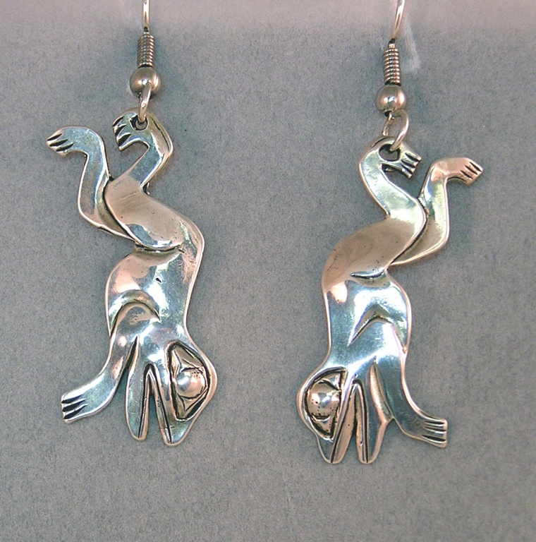 Walker-Goldsmiths-lost-wax-cast-Sterling-Frog-606