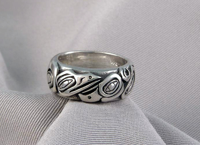 WGS_Cast_Sterling_Ring_Lovebirdsband_308_Fullfrontview1
