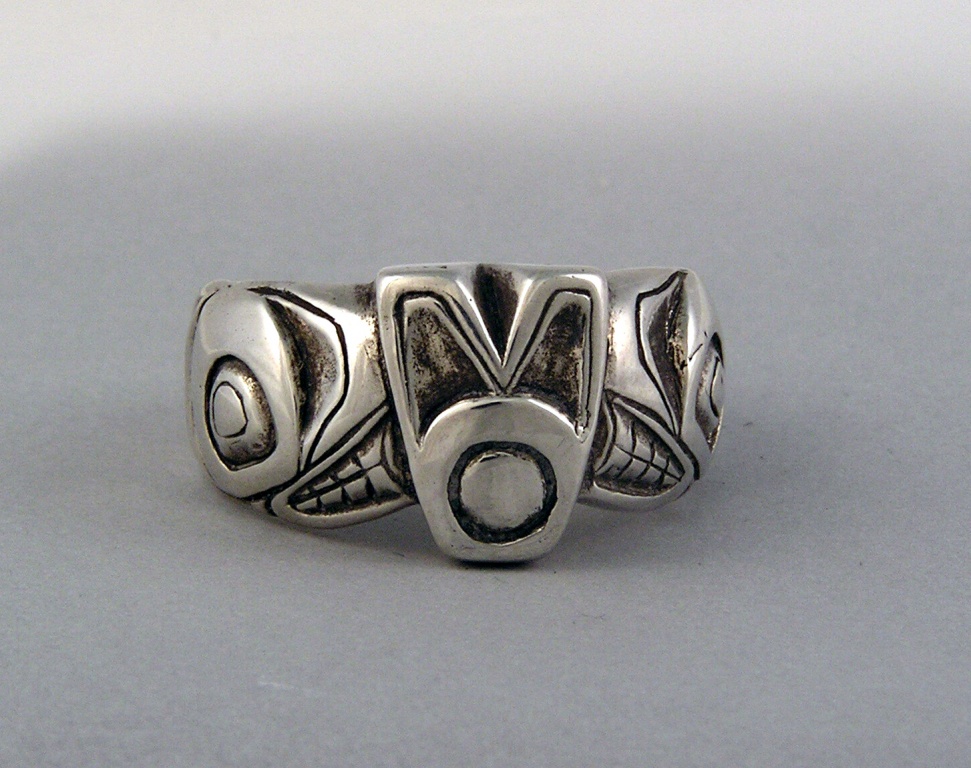 Walker-Goldsmith-Lost-Wax-Cast-Sterling-Orca-Ring-309-frontview