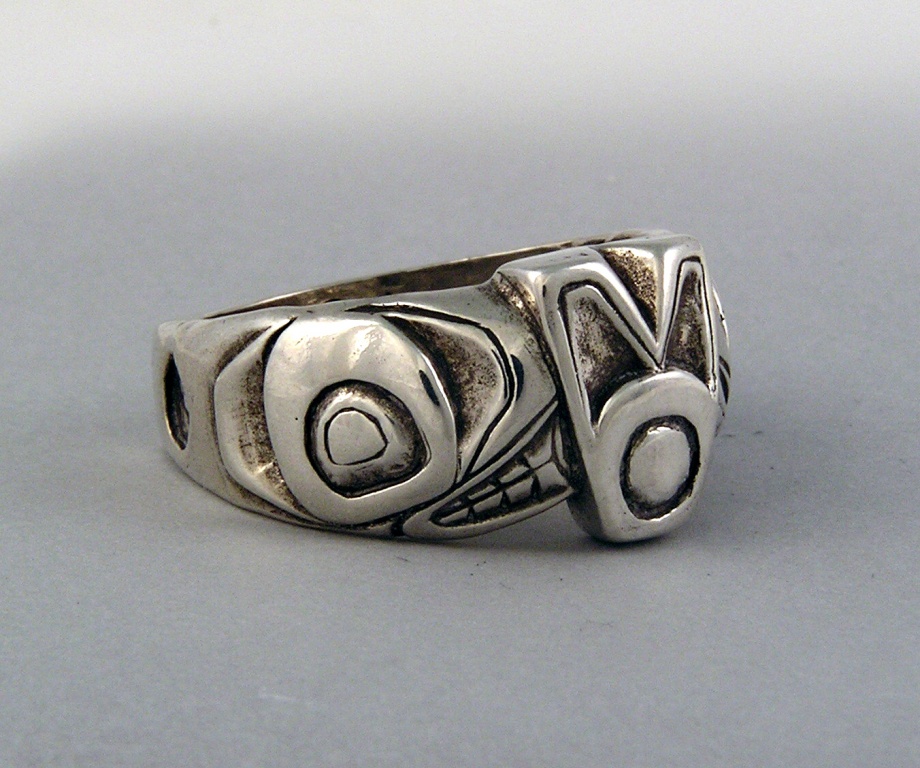 Walker-Goldsmiths-Lost-Wax-Cast-Sterling-Orca-Ring-309-othersideview